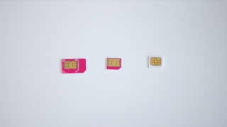 Apple Wants Teenier SIM Cards for Tinier Phones